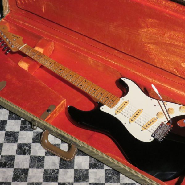 Fender U.S.A. New American Vintage ’56 Stratocaster